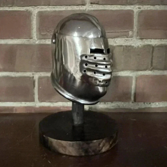 NEW Museum Miniature Medieval Maximilian Armet War Helmet Circa 1500's Decor - Picture 4 of 7